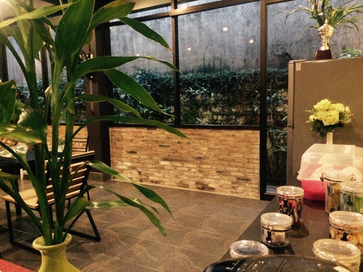 Hotel Mo De Loft Talat Yai Exterior foto